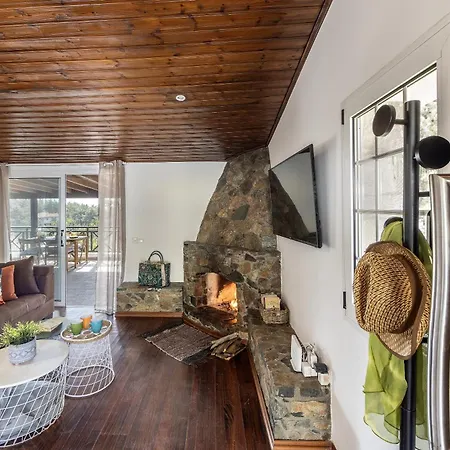 Forest View Villa *