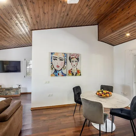 Forest View * Platres