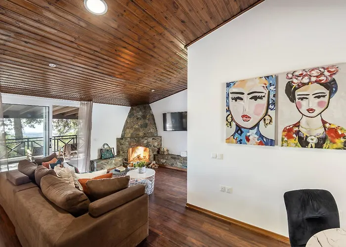 Forest View * Platres